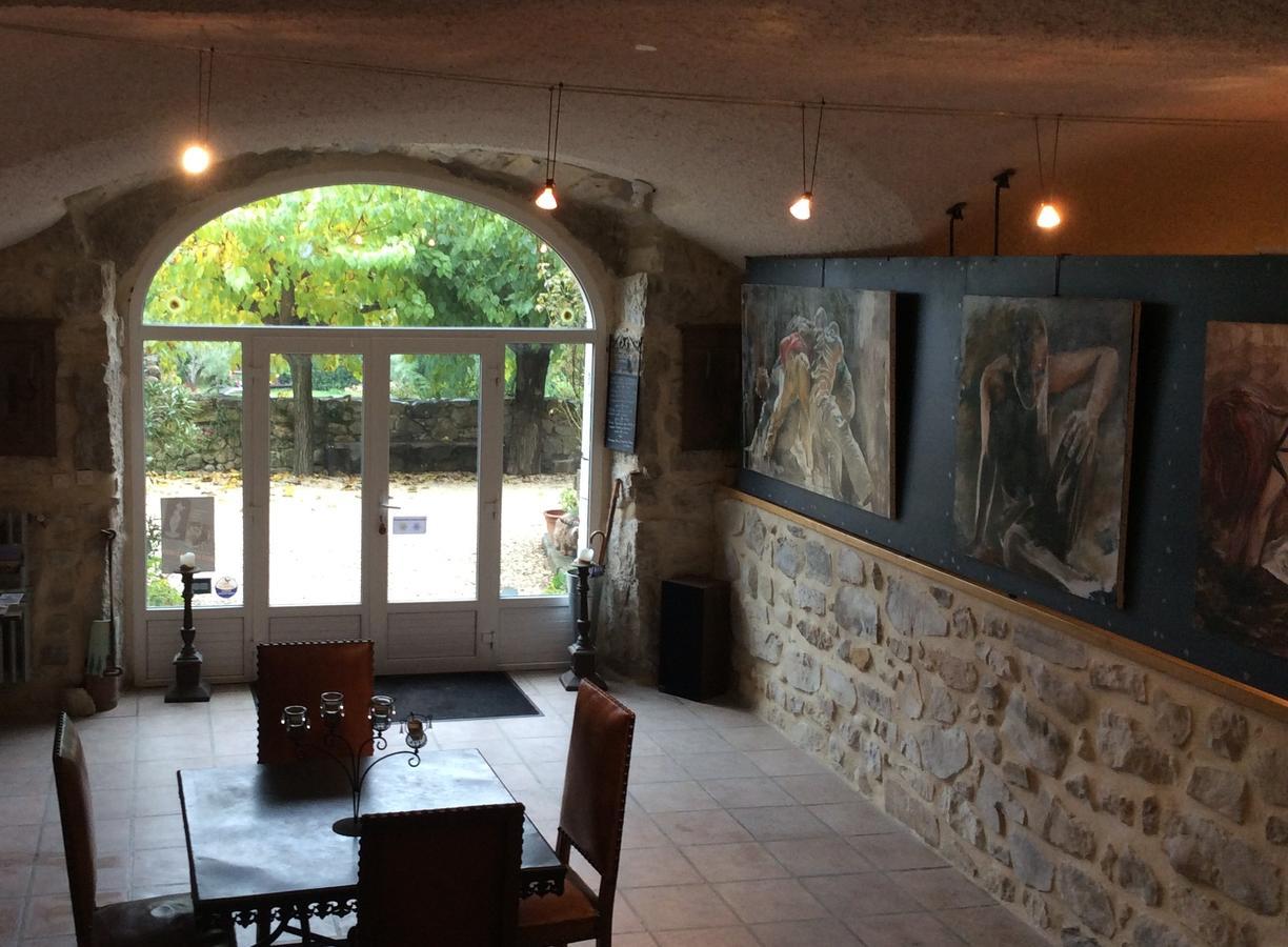 Domaine De La Manse Hotell Villeneuve-de-Berg Exteriör bild